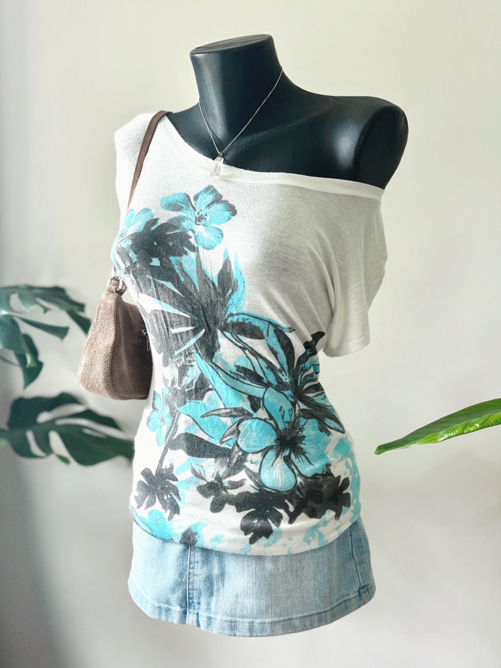 2002 Vintage Antistar | Floral Fitted Long Tee
